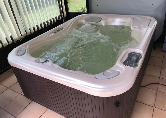 Maison Landaise Moderne Avec Piscine Chauffee Et *