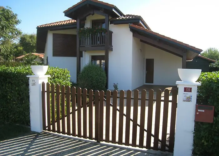 Maison Landaise Moderne Avec Piscine Chauffee Et Lit-et-Mixe